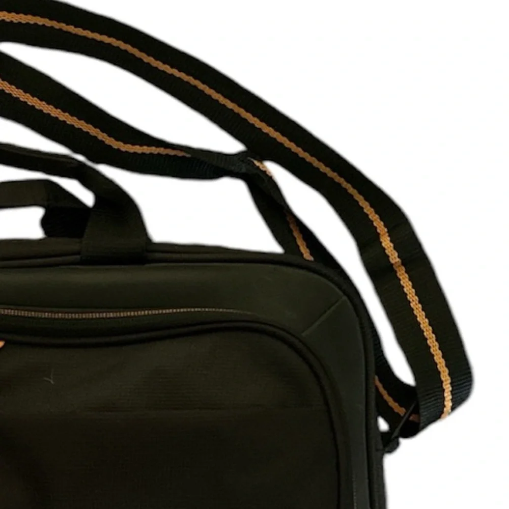 Solo padded laptop bag